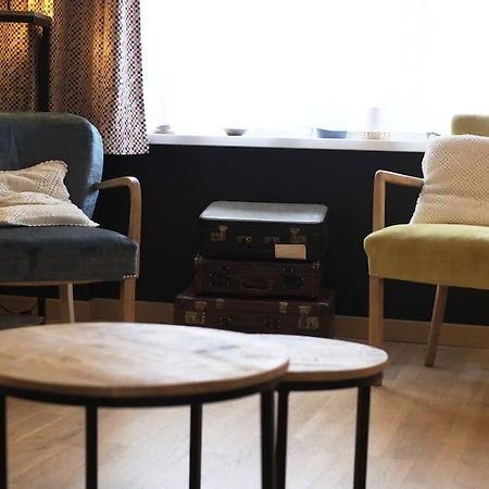 Chez Nanou, Dinantアパートメント エクステリア 写真
